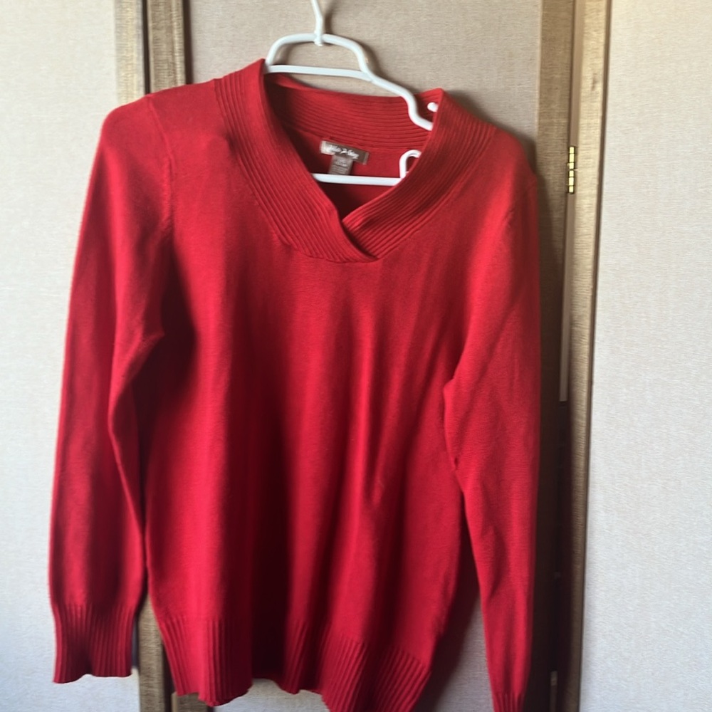 FINAL MARKDOWN White Stag Red Knit Sweater Cotton Blend large